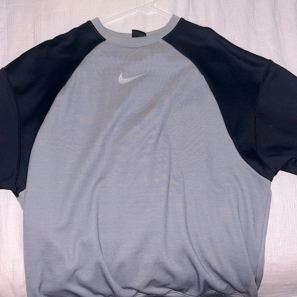 Nike Dry fit sweater gray/black size large